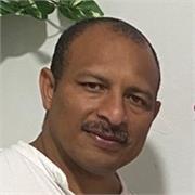 Profesor con 25 años de experiencia e impulsado por el amor a las matemáticas en todos mis alumnos.